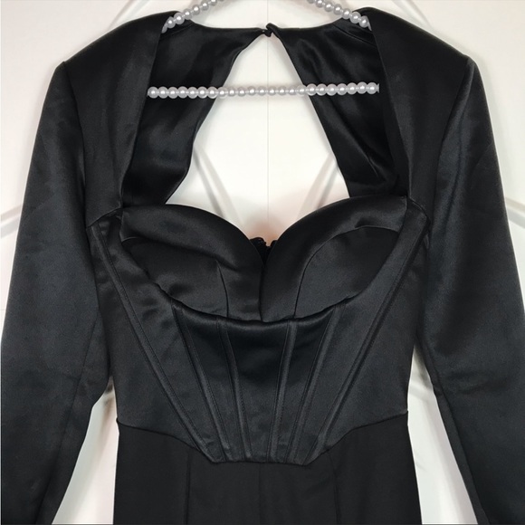House of CB ‘Zoey’ Black Satin Corset Jumpsuit NWOT - Picture 4 of 7